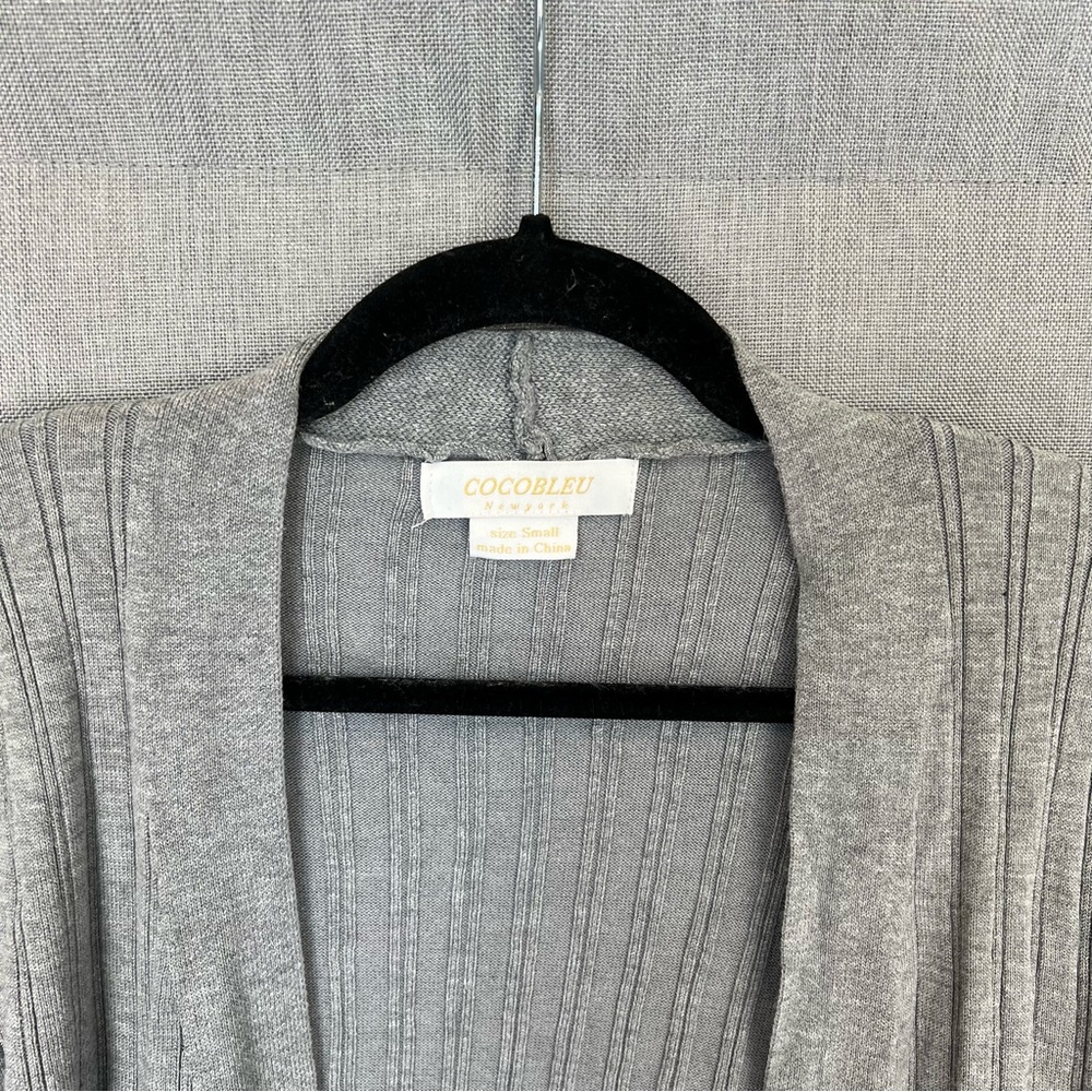 NWOT Gray Ribbed Cardigan Sweater Size S - Picture 3 of 5